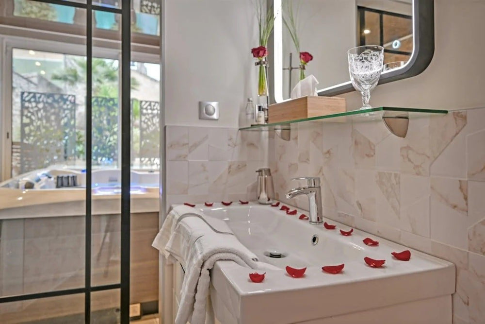 La clé secrète - Love’nSpa - weekend en amoureux, love rooms avec spa ou jacuzzi privatif10 de La clé secrète

