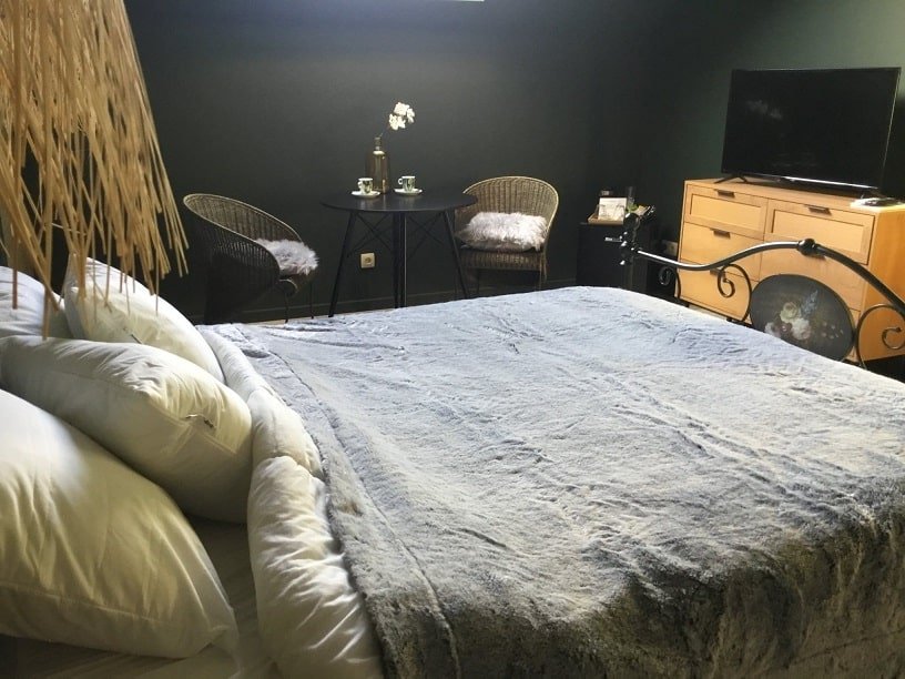 La Folie 20 Spa - Love’nSpa - weekend en amoureux, love rooms avec spa ou jacuzzi privatif6 de La Folie 20 Spa
