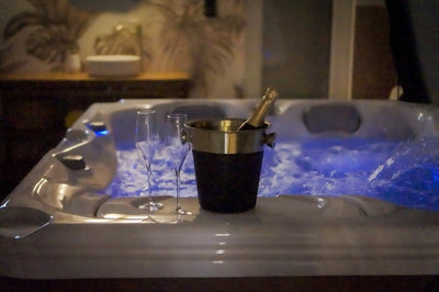 La Maison Eliste - Love’nSpa - weekend en amoureux, love rooms avec spa ou jacuzzi privatif