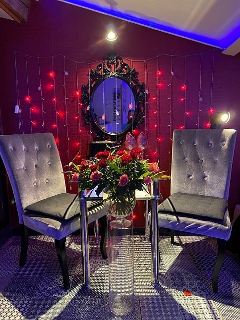 La parenthèse - Love - Love’nSpa - weekend en amoureux, love rooms avec spa ou jacuzzi privatif21 de La parenthèse - Love
