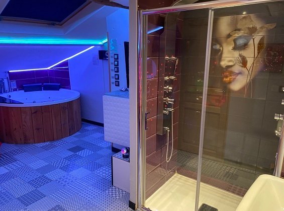 La parenthèse - Love - Love’nSpa - weekend en amoureux, love rooms avec spa ou jacuzzi privatif