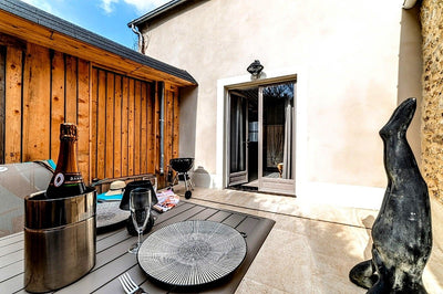 La Petite Escapade - Love’nSpa - weekend en amoureux, love rooms avec spa ou jacuzzi privatif