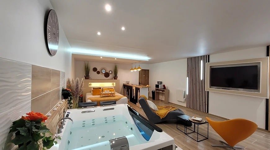 La Phine Détente Chambre&Spa - Love’nSpa - weekend en amoureux, love rooms avec spa ou jacuzzi privatif11 de La Phine Détente - Chambre&Spa
