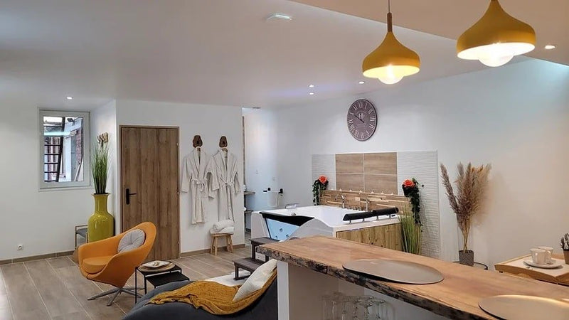 La Phine Détente Chambre&Spa - Love’nSpa - weekend en amoureux, love rooms avec spa ou jacuzzi privatif