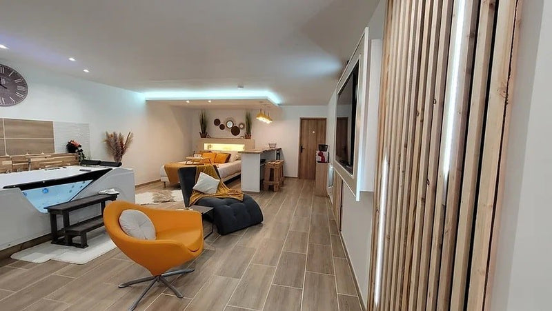 La Phine Détente Chambre&Spa - Love’nSpa - weekend en amoureux, love rooms avec spa ou jacuzzi privatif