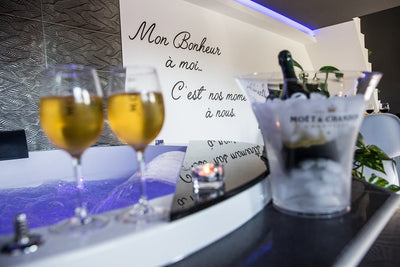 La suite 55 - La Contemporaine - Love’nSpa - weekend en amoureux, love rooms avec spa ou jacuzzi privatif