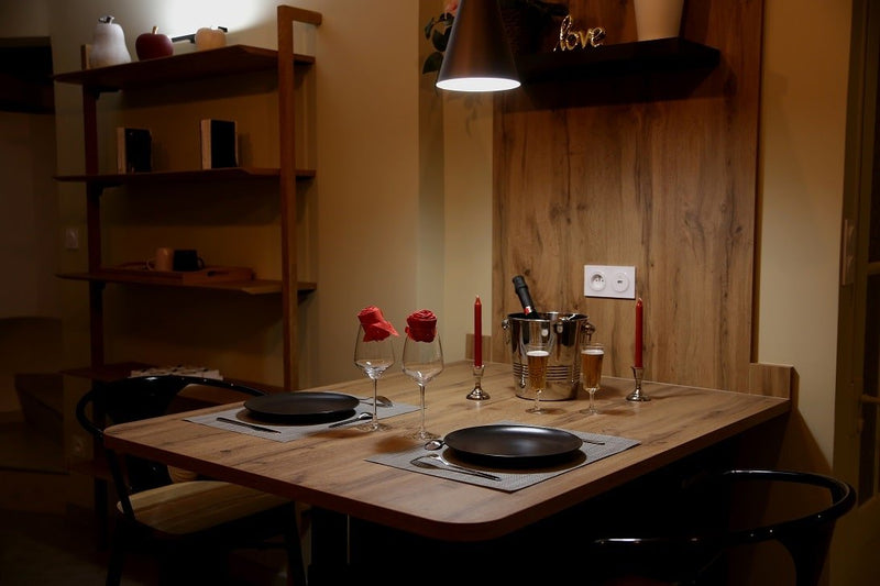 LA SUITE DES DÉSIRS - Love’nSpa - weekend en amoureux, love rooms avec spa ou jacuzzi privatif