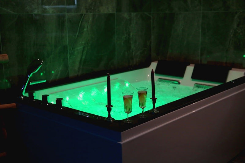 LA SUITE DES DÉSIRS - Love’nSpa - weekend en amoureux, love rooms avec spa ou jacuzzi privatif1 de LA SUITE DES DÉSIRS
