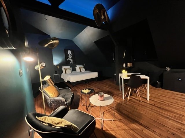 La Suite ISAHORA - Love’nSpa - weekend en amoureux, love rooms avec spa ou jacuzzi privatif
