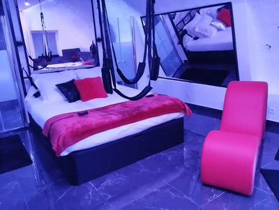 La suite Miroir - Love room - Love’nSpa - weekend en amoureux, love rooms avec spa ou jacuzzi privatif