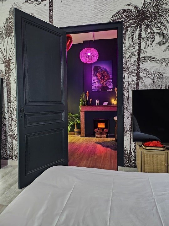 La Suite Passion - Love’nSpa - weekend en amoureux, love rooms avec spa ou jacuzzi privatif3 de La Suite Passion
