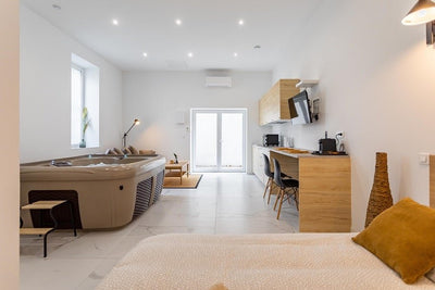 La Suite Valentine Spa Privatif - Marseille - Love’nSpa - weekend en amoureux, love rooms avec spa ou jacuzzi privatif