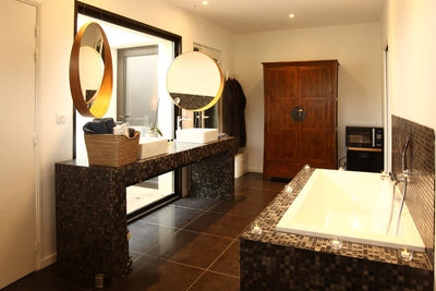La Villa Margaux - Love’nSpa - weekend en amoureux, love rooms avec spa ou jacuzzi privatif