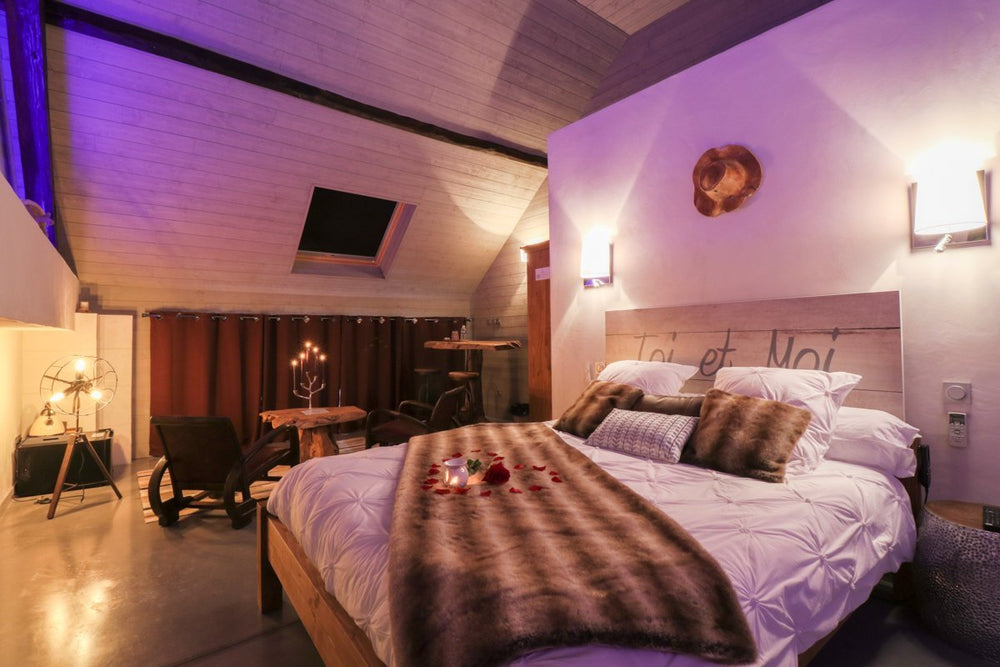 L’Abri Cosy - La Paillote - Love’nSpa - weekend en amoureux, love rooms avec spa ou jacuzzi privatif3 de L’Abri Cosy - La Paillote
