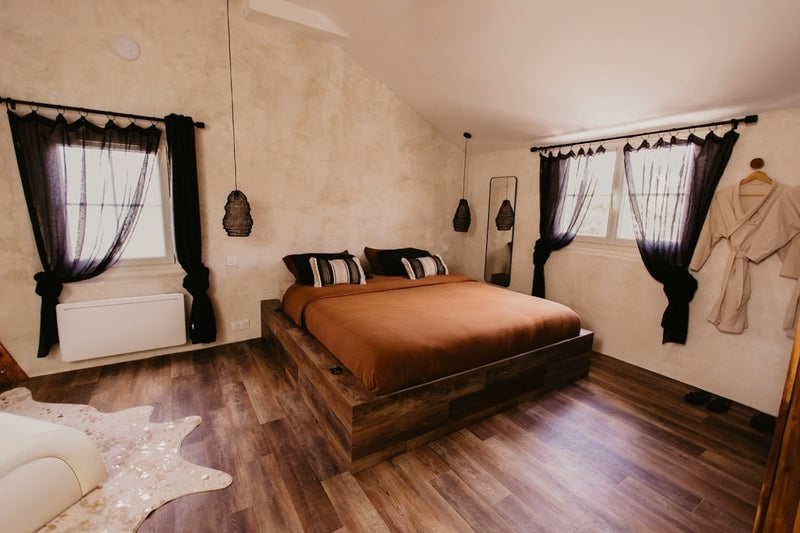 L'Alcôve - Love’nSpa - weekend en amoureux, love rooms avec spa ou jacuzzi privatif2 de L'Alcôve
