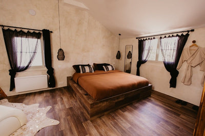 L'Alcôve - Love’nSpa - weekend en amoureux, love rooms avec spa ou jacuzzi privatif