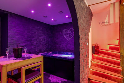 L'AppartOsé - Love’nSpa - weekend en amoureux, love rooms avec spa ou jacuzzi privatif
