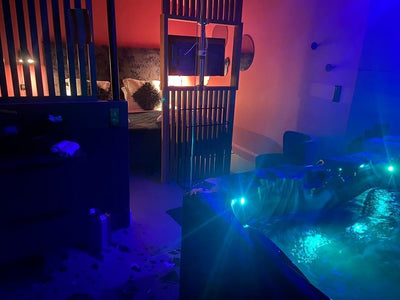 Le 50 suite and spa - La Litchi - Love’nSpa - weekend en amoureux, love rooms avec spa ou jacuzzi privatif