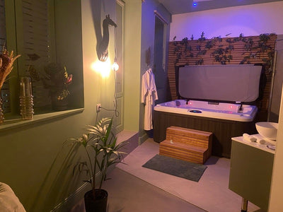 Le 50 suite and spa - La Palmer - Love’nSpa - weekend en amoureux, love rooms avec spa ou jacuzzi privatif