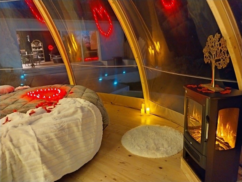 Le Clos F.M.R - Bulle WIGWAM Fanny - Love’nSpa - weekend en amoureux, love rooms avec spa ou jacuzzi privatif6 de Le Clos F.M.R - Bulle WIGWAM Fanny
