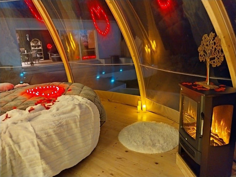Le Clos F.M.R - Bulle WIGWAM Fanny - Love’nSpa - weekend en amoureux, love rooms avec spa ou jacuzzi privatif