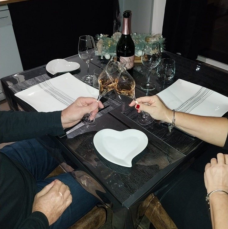 Le Clos F.M.R - Loft Romain - Love’nSpa - weekend en amoureux, love rooms avec spa ou jacuzzi privatif4 de Le Clos F.M.R - Loft Romain
