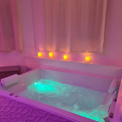 Le Cocoon Secret - Suite Eden - Love’nSpa - weekend en amoureux, love rooms avec spa ou jacuzzi privatif