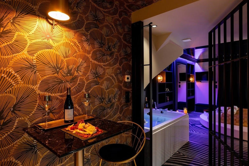 Le Coté Secret - Love’nSpa - weekend en amoureux, love rooms avec spa ou jacuzzi privatif