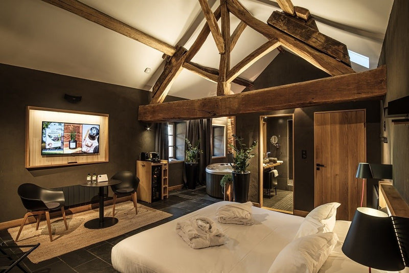 Le Domaine des Prés Verts - La Suite - Love’nSpa - weekend en amoureux, love rooms avec spa ou jacuzzi privatif