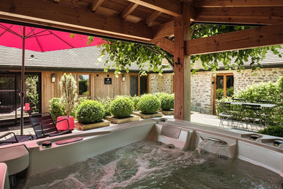 Le Domaine des Prés Verts - Le Logis - Love’nSpa - weekend en amoureux, love rooms avec spa ou jacuzzi privatif
