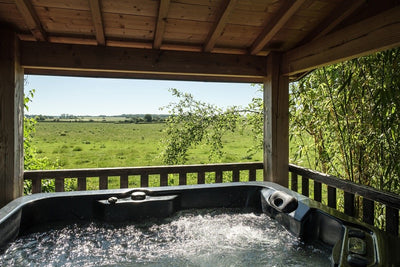 Le Domaine des Prés Verts -Le Refuge - Love’nSpa - weekend en amoureux, love rooms avec spa ou jacuzzi privatif