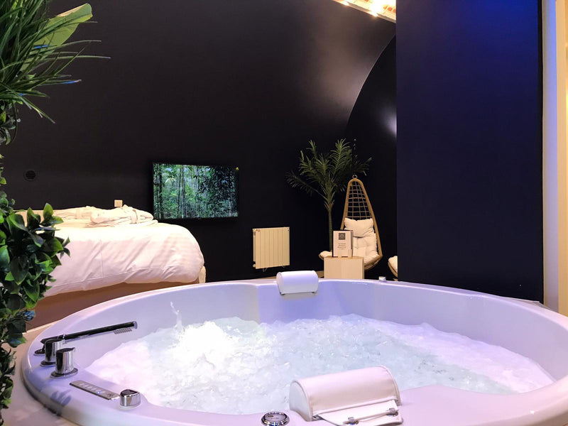 Le Loft Spa parenthèse envoutée - Love’nSpa - weekend en amoureux, love rooms avec spa ou jacuzzi privatif