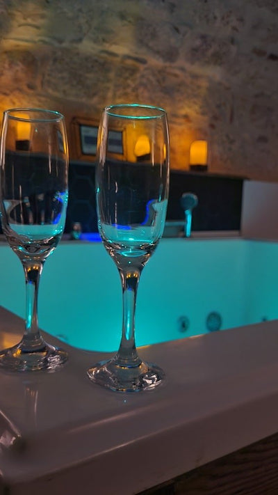 Le Secret - Love’nSpa - weekend en amoureux, love rooms avec spa ou jacuzzi privatif