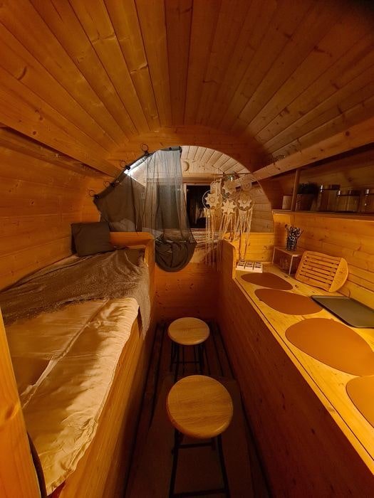 Le Souffle du Saule - Tonneau Bacchus - Love’nSpa - weekend en amoureux, love rooms avec spa ou jacuzzi privatif8 de Le Souffle du Saule - Tonneau Bacchus
