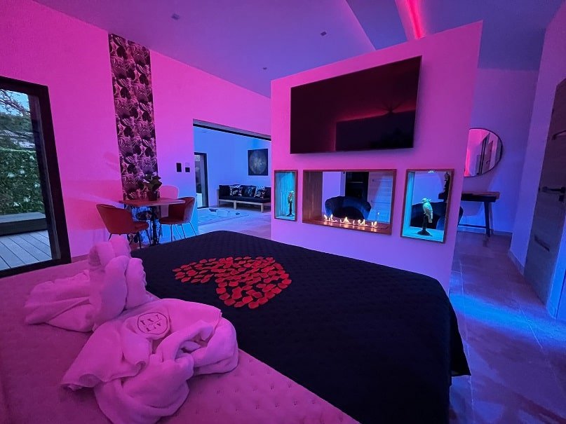 Le Vertu'Ose - Love’nSpa - weekend en amoureux, love rooms avec spa ou jacuzzi privatif14 de Le Vertu'Ose
