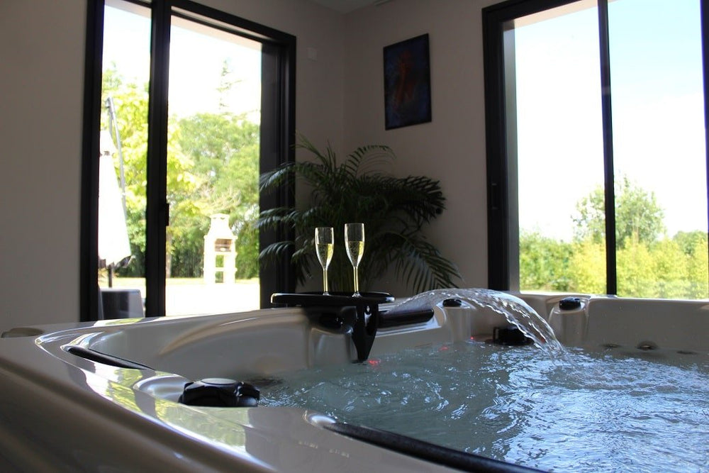 L'Echappée Romantique - Love’nSpa - weekend en amoureux, love rooms avec spa ou jacuzzi privatif5 de L'Echappée Romantique
