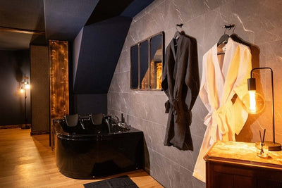 L’EgliX - Love’nSpa - weekend en amoureux, love rooms avec spa ou jacuzzi privatif