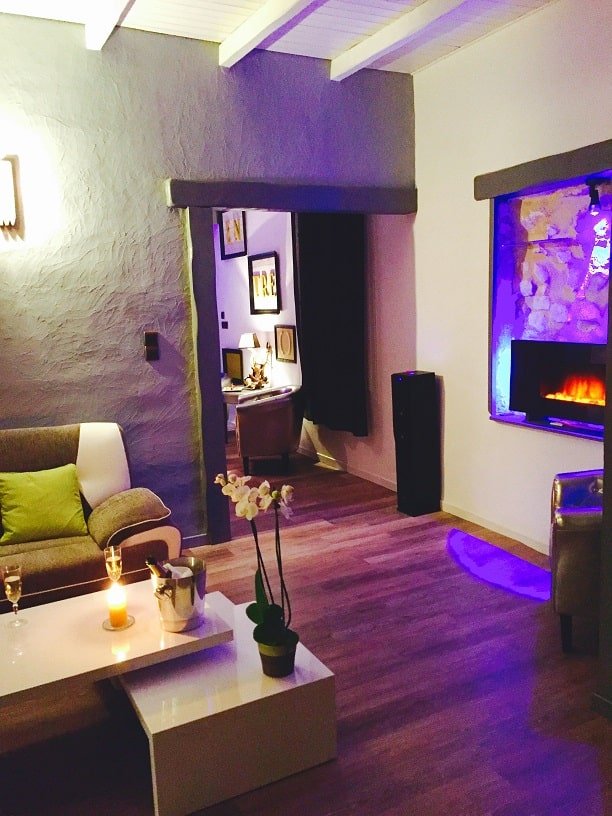 L’entre-parenthèse - Love’nSpa - weekend en amoureux, love rooms avec spa ou jacuzzi privatif8 de L’entre-parenthèse
