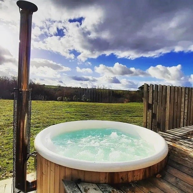 Les 2 Cabanes - Cabane du bas - Love’nSpa - weekend en amoureux, love rooms avec spa ou jacuzzi privatif4 de Les 2 Cabanes - Cabane du bas
