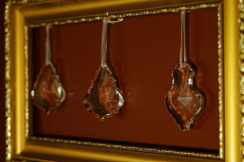 Les folies d’Hélène - Suite Chabada charme avec jacuzzi® - Love’nSpa - weekend en amoureux, love rooms avec spa ou jacuzzi privatif6 de Les folies d’Hélène - Suite Le Boudoir charme avec jacuzzi®
