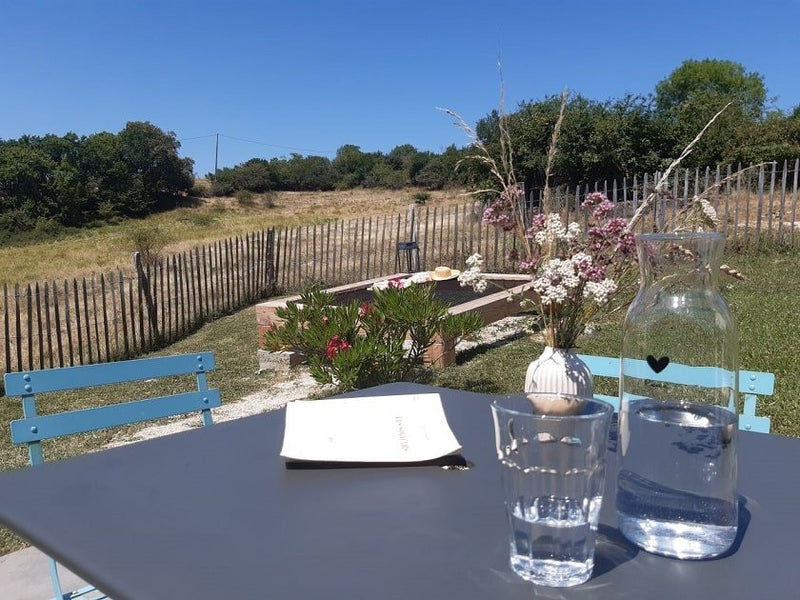 LES HAUTS DE BAGADOU - La SUITE - Love’nSpa - weekend en amoureux, love rooms avec spa ou jacuzzi privatif