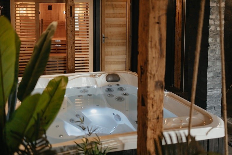 Les Secrets d Honfleur - La maison L'Exotique - Love’nSpa - weekend en amoureux, love rooms avec spa ou jacuzzi privatif2 de Les Secrets d Honfleur - La maison L'Exotique
