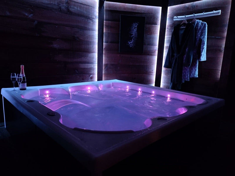 Les Villas aux Portes de l'Océan - Love’nSpa - weekend en amoureux, love rooms avec spa ou jacuzzi privatif1 de Les Villas aux Portes de l'Océan
