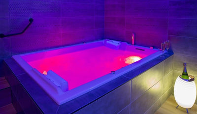 L'Escale Dinard - L'Escale Prestige - Love’nSpa - weekend en amoureux, love rooms avec spa ou jacuzzi privatif