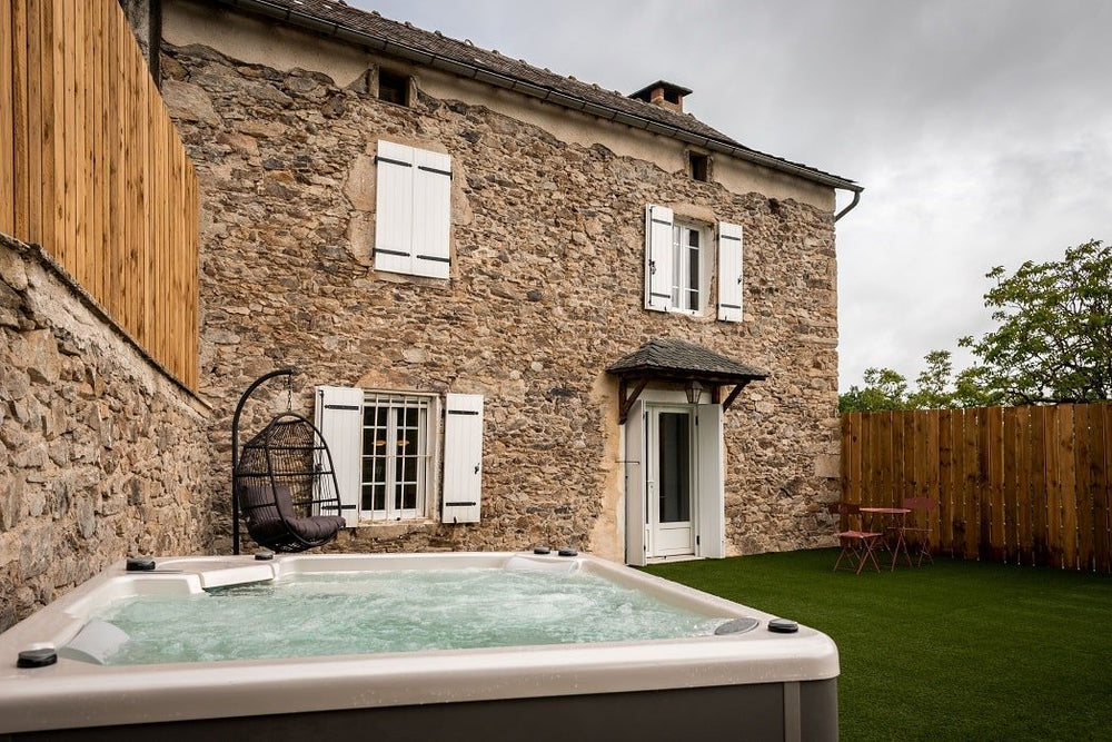 L'Etincelle Secrète - Love’nSpa - weekend en amoureux, love rooms avec spa ou jacuzzi privatif6 de L'Etincelle Secrète
