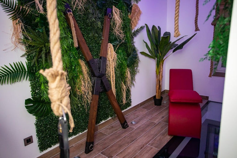 L’Evasion Loveroom - Love’nSpa - weekend en amoureux, love rooms avec spa ou jacuzzi privatif3 de L’Evasion Loveroom
