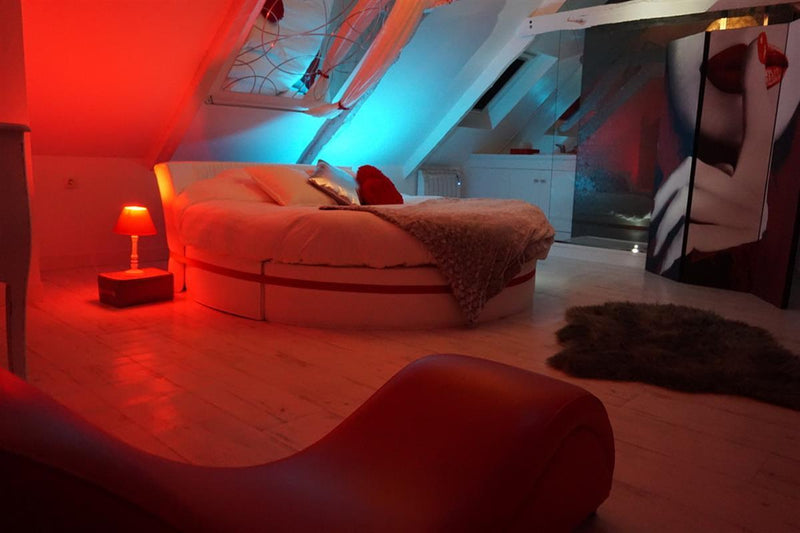 L’Extase - Love’nSpa - weekend en amoureux, love rooms avec spa ou jacuzzi privatif4 de L'Extase
