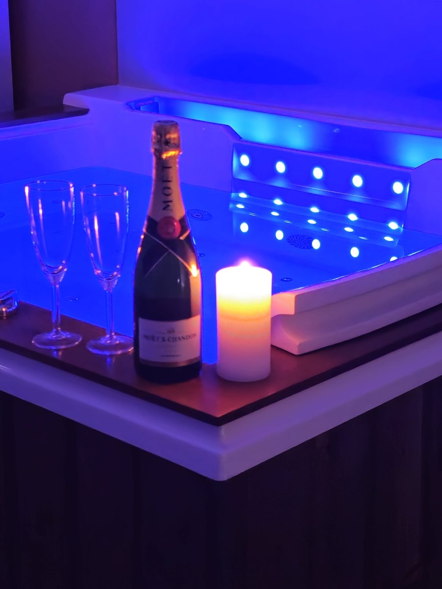 L'Instant - Love’nSpa - weekend en amoureux, love rooms avec spa ou jacuzzi privatif6 de Lofts & Gites - L'Instant
