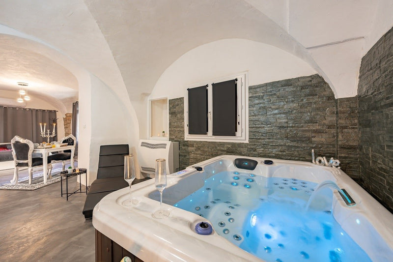 L’Instant Suspendu - Love’nSpa - weekend en amoureux, love rooms avec spa ou jacuzzi privatif
