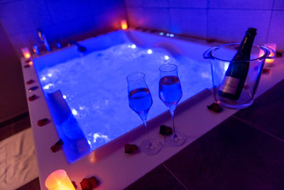 Lodge Spa de la parenthèse envoutée - Love’nSpa - weekend en amoureux, love rooms avec spa ou jacuzzi privatif